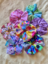 Load image into Gallery viewer, Large Scrunchie - Various Prints
