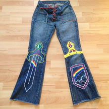 Load image into Gallery viewer, Guess Reworked Vintage Empress Jeans - 26&quot;
